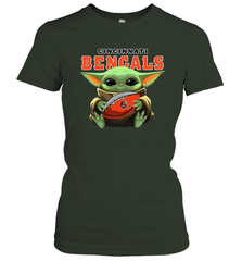 Baby Yoda Loves The Cincinnati Bengals Star Wars Baby Yoda Hugs Bengals NFL Womens T-Shirt Womens T-Shirt - VeigarTee