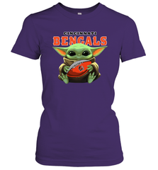 Baby Yoda Loves The Cincinnati Bengals Star Wars Baby Yoda Hugs Bengals NFL Womens T-Shirt Womens T-Shirt - VeigarTee
