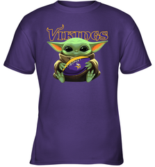 Baby Yoda Loves The Minnesota Vikings Star Wars Baby Yoda Hugs Vikings NFL Youth T-Shirt Youth T-Shirt - VeigarTee