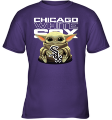 Baby Yoda Hugs Loves The Chicago White Sox Baseball Youth T-Shirt Youth T-Shirt - VeigarTee