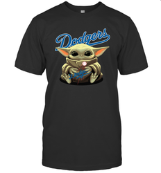 Baby Yoda Hugs Loves The Los Angeles Dodgers Baseball Mens T-Shirt