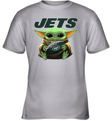 Baby Yoda Loves The New York Jets Star Wars Baby Yoda Hugs Jets NFL Youth T-Shirt Youth T-Shirt - VeigarTee